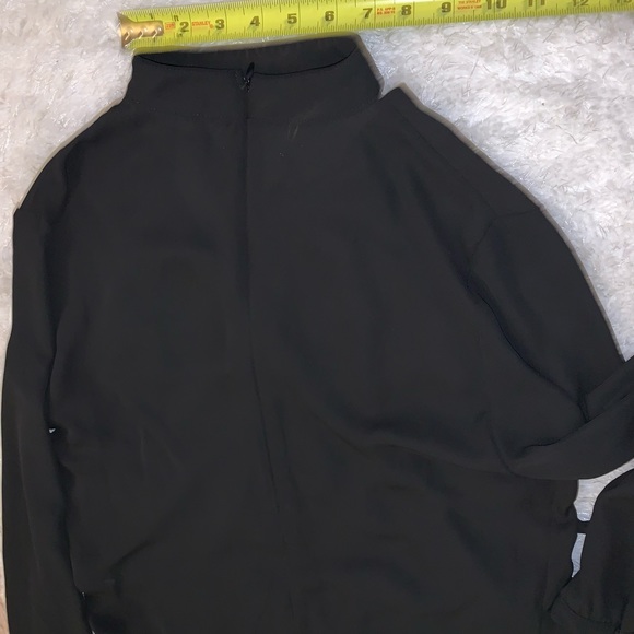 🚨HOSTPICK 🛍️Black Fashion Nova top open back tie around no collar zip up top🎁 - Picture 6 of 16